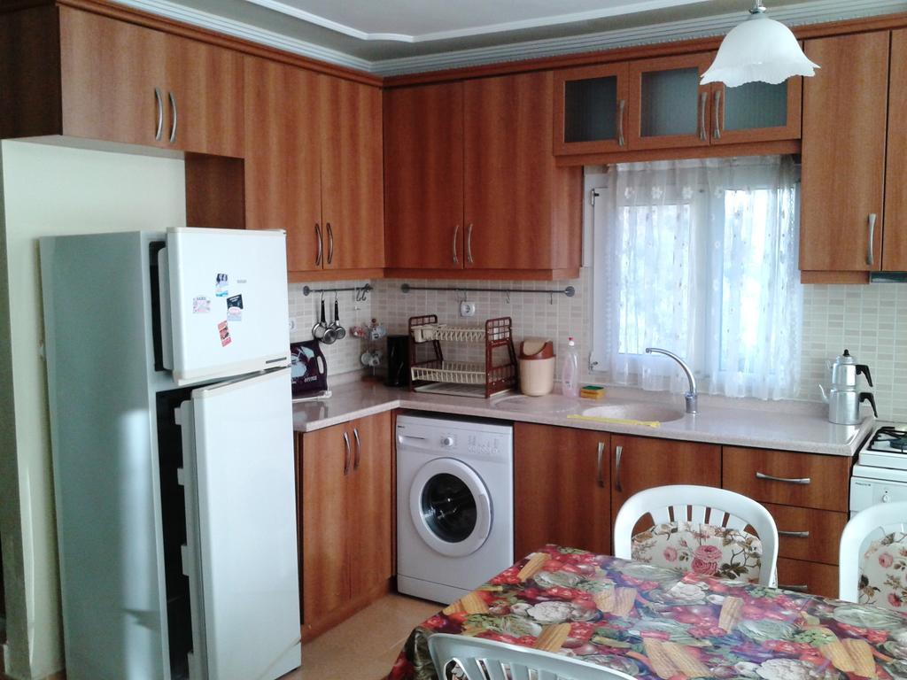 Zeus Apart Pansiyon Guzelcamli Bagian luar foto